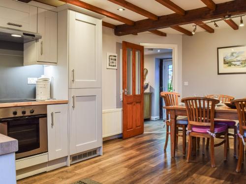 Dapur atau dapur kecil di Mount View - Uk48425