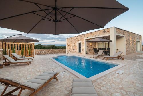 Villa Lapidea