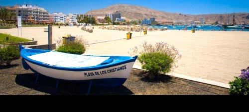 Los Cristianos, Room in shared apartment