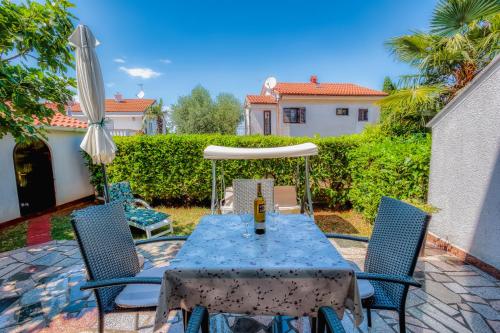 Holiday House Ingrid