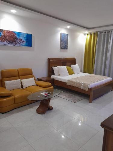 Ένα ή περισσότερα κρεβάτια σε δωμάτιο στο chambres avec terrasse