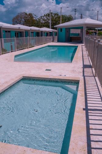Casa Isla Boquerónの敷地内または近くにあるプール
