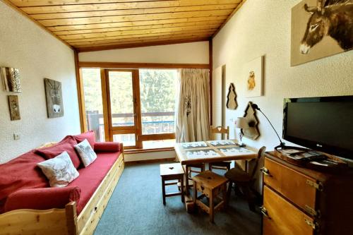 Μια τηλεόραση ή/και κέντρο ψυχαγωγίας στο Studio in Front De Neige Charvet Arc 1800