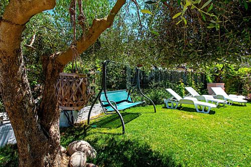 Κήπος έξω από το CASA ZEN A GEREMEAS