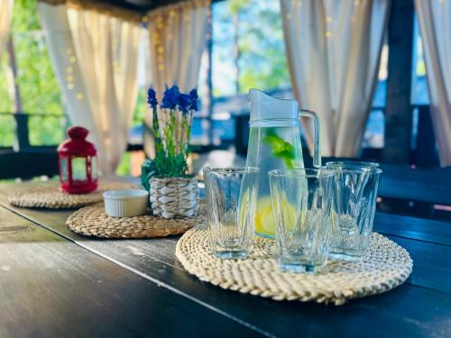 Gallery image of Leśniczówka na Kaszubach - Apartament do 12 osób, balia na wyłączność in Gołubie