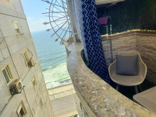 near to alexandria bibliotheca and faculty of medicine