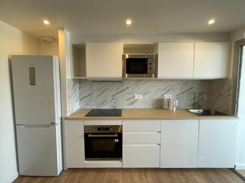 Dapur atau dapur kecil di Maison 3 chambres 4 minutes du Puy