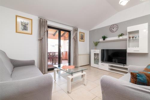 Apartments with WiFi Stinjan - Pula - 24743