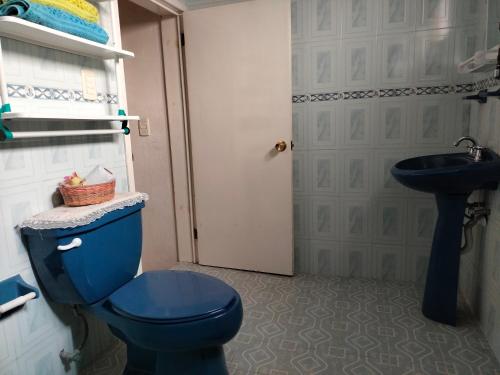 Koupelna v ubytování Hospedaje San Francisco.6 personas
