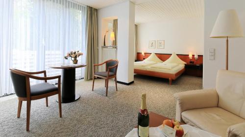 Postel nebo postele na pokoji v ubytování Hotel Hirschen