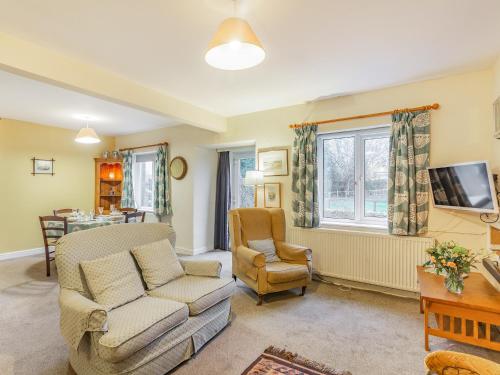 TV a/nebo společenská místnost v ubytování Garsdale Cottage