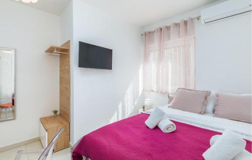 Pet Friendly Apartment In Pula With Wifi