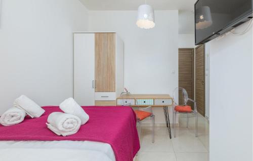 Pet Friendly Apartment In Pula With Wifi