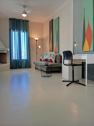 Aktaea, Seaside Residence