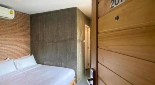 Postel nebo postele na pokoji v ubytování Triple B sleep and relax