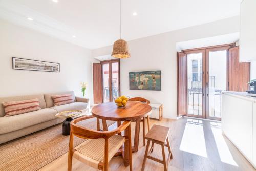 Céntrico apartamento con piscina