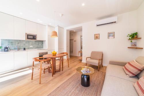 Céntrico apartamento con piscina