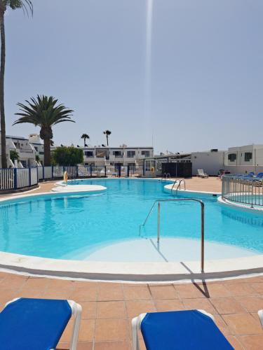 T2 RESIDENCE ATALAYA PUERTO DEL CARMEN LANZAROTE NOUVEAU appartement entièrement rénove