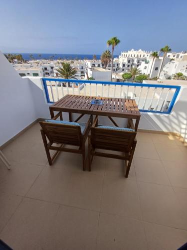 T2 RESIDENCE ATALAYA PUERTO DEL CARMEN LANZAROTE NOUVEAU appartement entièrement rénove