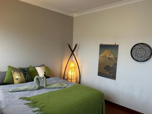 Postel nebo postele na pokoji v ubytování Comfortable Luxury Home