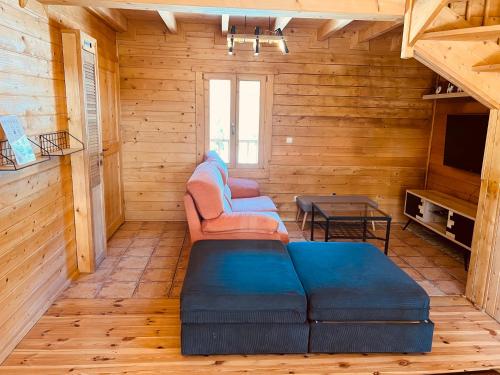 Un lugar para sentarse en Chalet 6 dans les Pyrénées proche d'Andorre