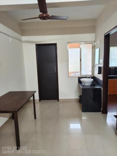 Gambar di galeri bagi Prateek's apartment near to the Krishna mutt di Udupi