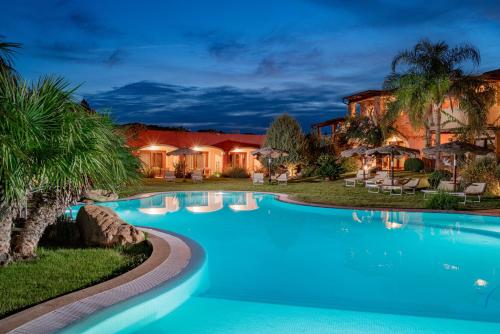 Πισίνα στο ή κοντά στο Hotel Mariposas