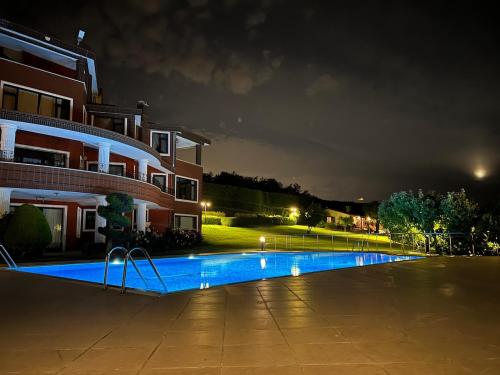 Kolam renang di atau dekat dengan Luxury Mansion Amazing View, Hidden Garden