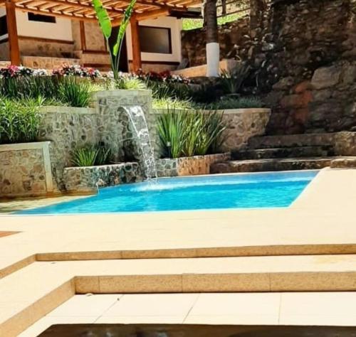 Kolam renang di atau dekat dengan Fazenda Monique