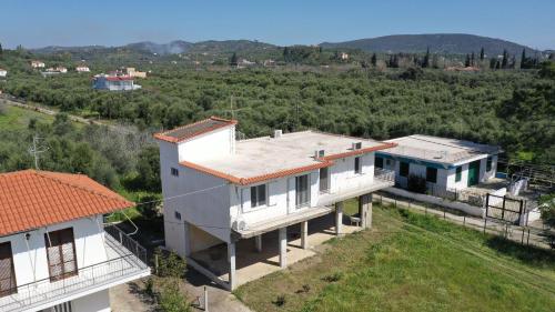 Φυσικό τοπίο κοντά σε αυτή η παραθεριστική κατοικία