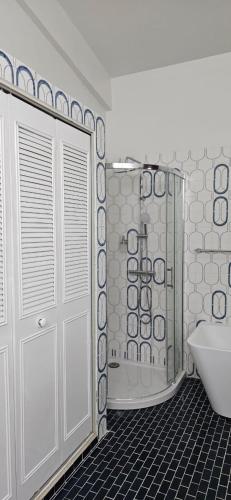 Un baño de Domaine Du Paradis