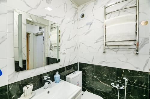 ห้องน้ำของ Apartmet Kolorit