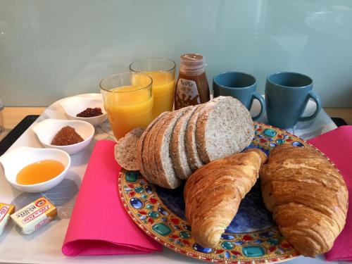 Možnosti snídaně pro hosty v ubytování Lumières B&B