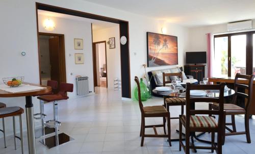 Apartment ALFA, comfortable, budget friendly family apartment