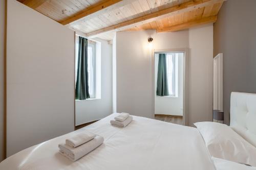 Family-Friendly Apartment in Isola District