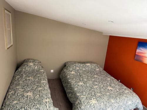 Ένα ή περισσότερα κρεβάτια σε δωμάτιο στο Apartment 9 - Hyper center - 1 to 6 people