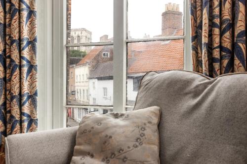 The Kings Apt 3 In The Heart Of York - Central Location photo 24