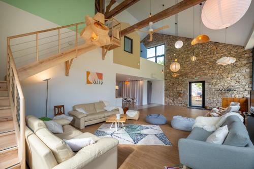 Χώρος καθιστικού στο La Ressource Malix XXL, EVJF relax, spa, view