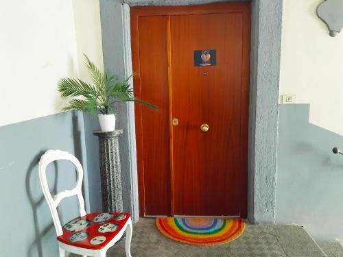 Core Colors House