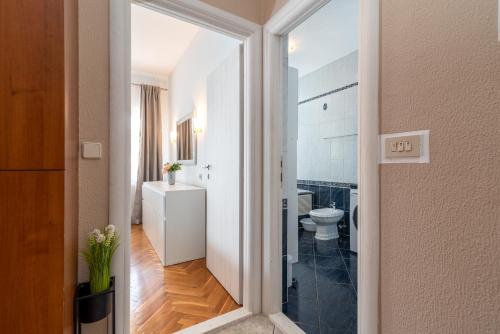 Luxury sea view apartment 20 m from the sea