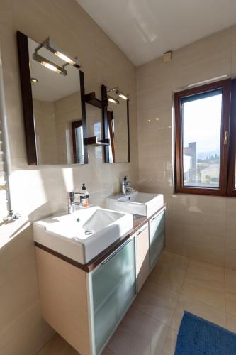 Un baño de Andrej home