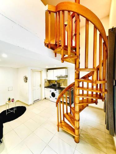 Charming Stay - Close to Vienna Attractions MZ1