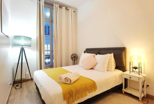 Le Marais Sunshine Apt 5 bdrs 3 mins to metro N3-10