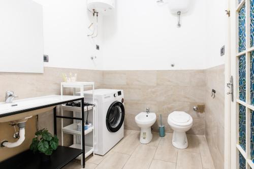 Koupelna v ubytování Inside Chiaia Rooms