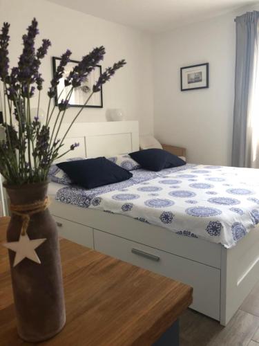 Tiny House for Two in Martinscica - Cres Island