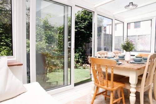 Brighton & Hove, 4 bedrooms, 5 beds, Garage photo 25