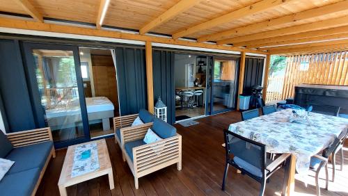 Φωτογραφία από το άλμπουμ του MOBIL HOME SELCE σε Selce