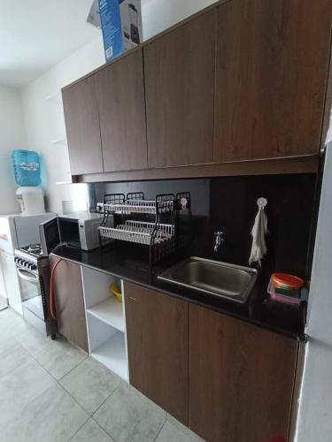 Η κουζίνα ή μικρή κουζίνα στο Residence Next Door Escape