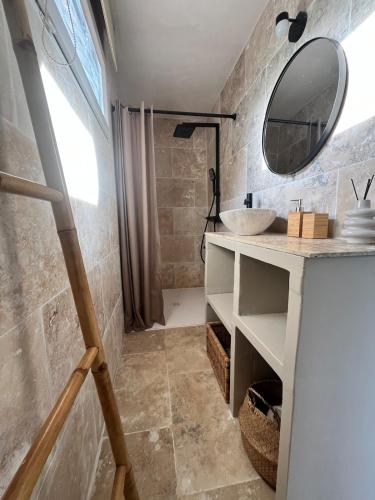 Aix-en-Provence, Cosy studio au calme de la campagne avec Spa et Clim