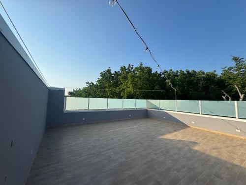 Μπαλκόνι ή βεράντα στο Family Room Home Serpico